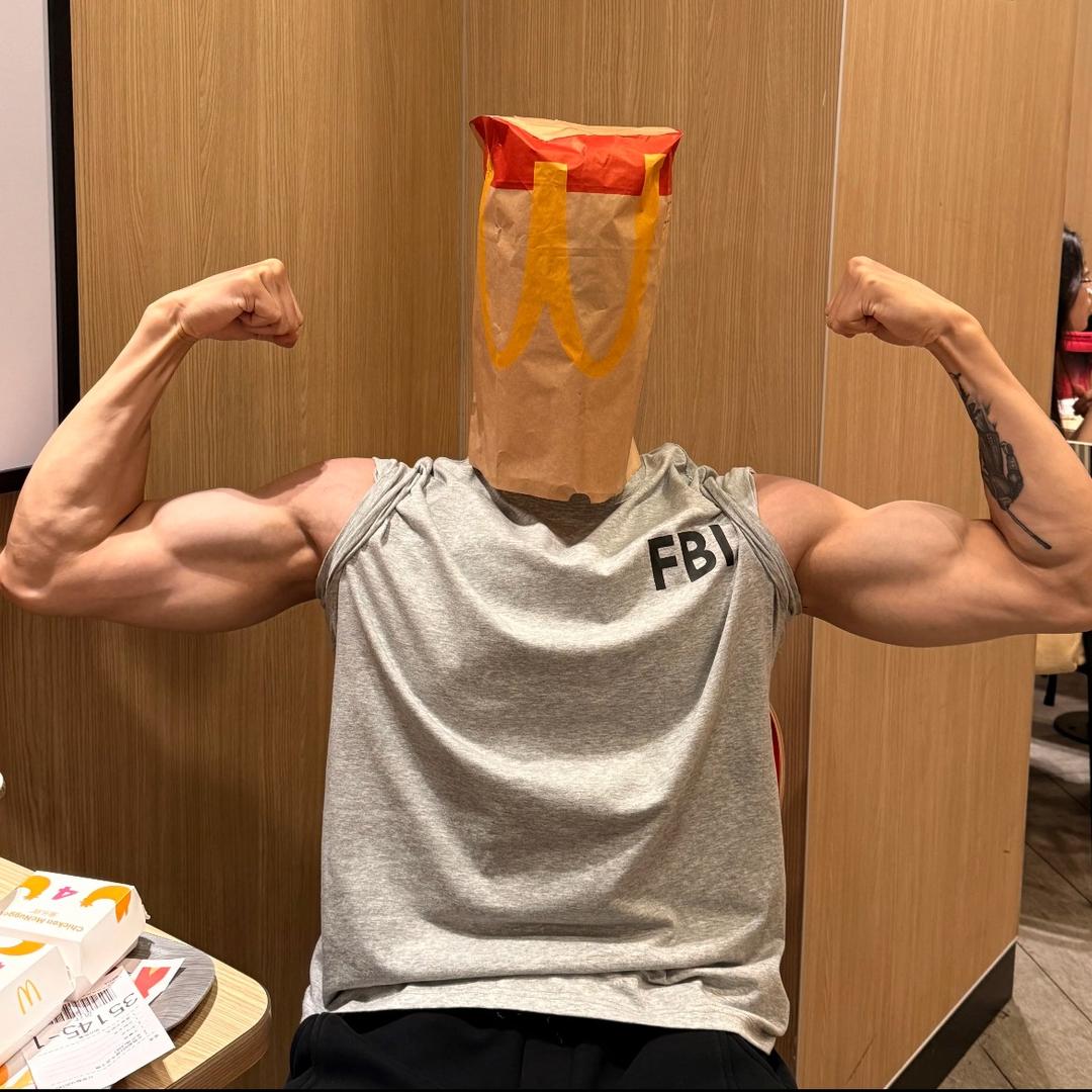 爱健身的阿铭