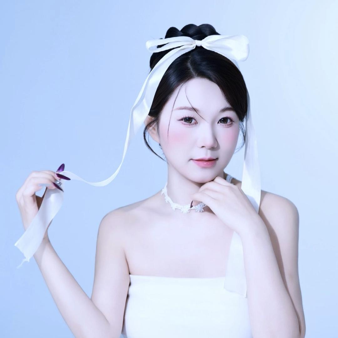 M。