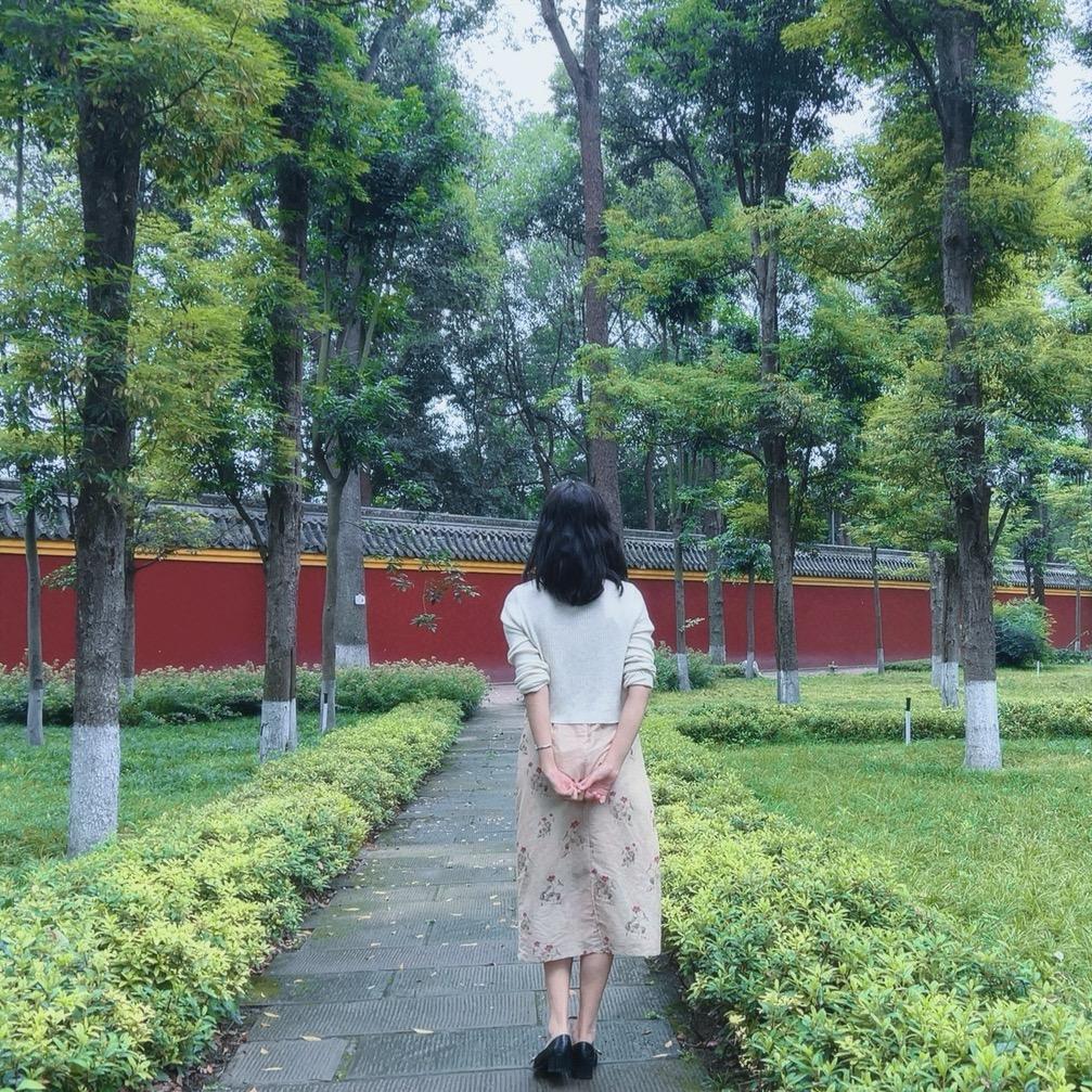 拥拥的拥