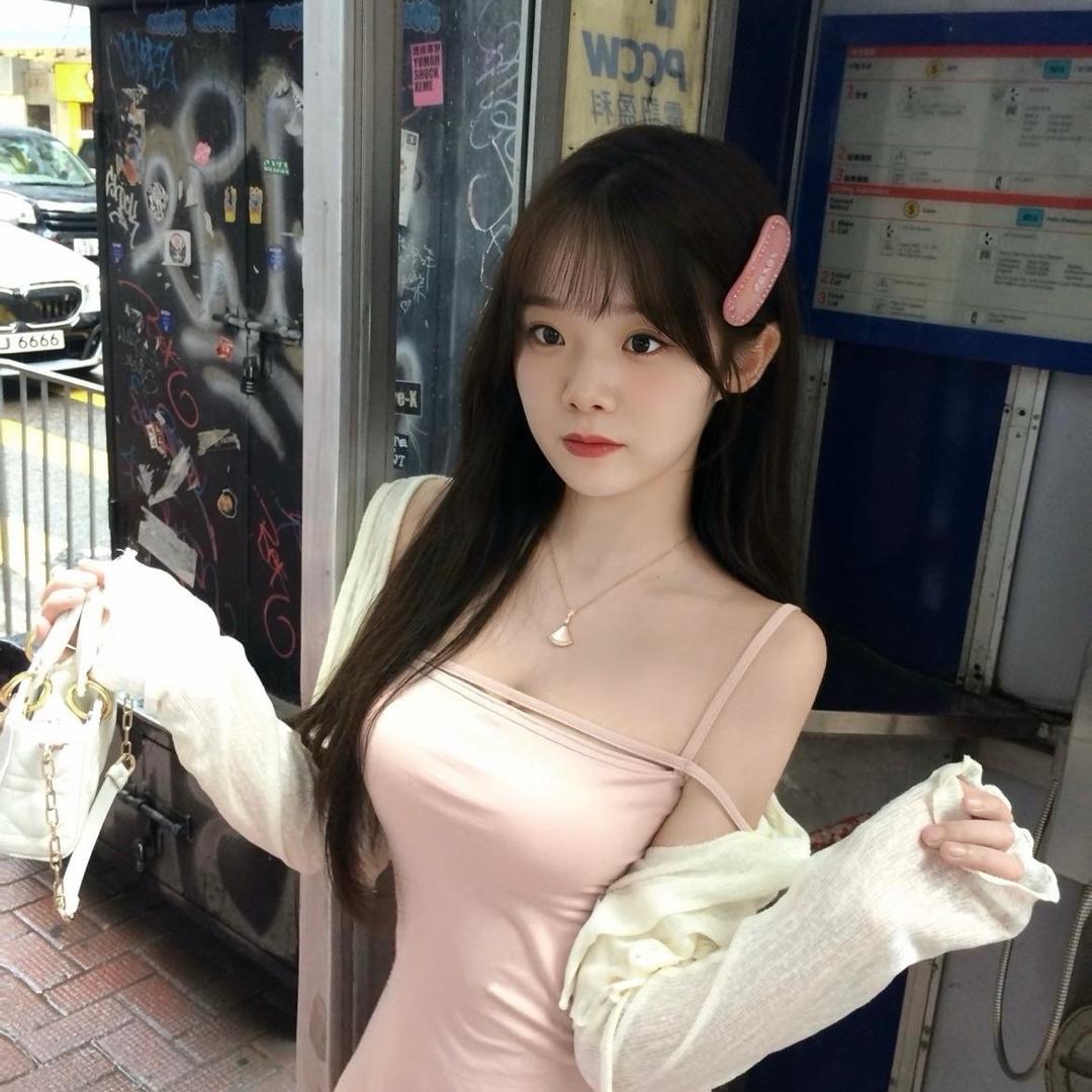 NuNu在逛街～🐋