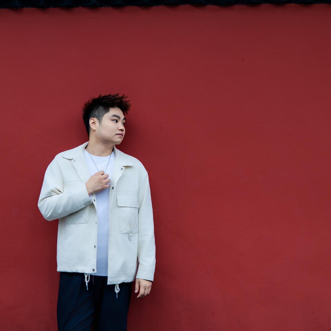 吃葡萄不吐石榴籽