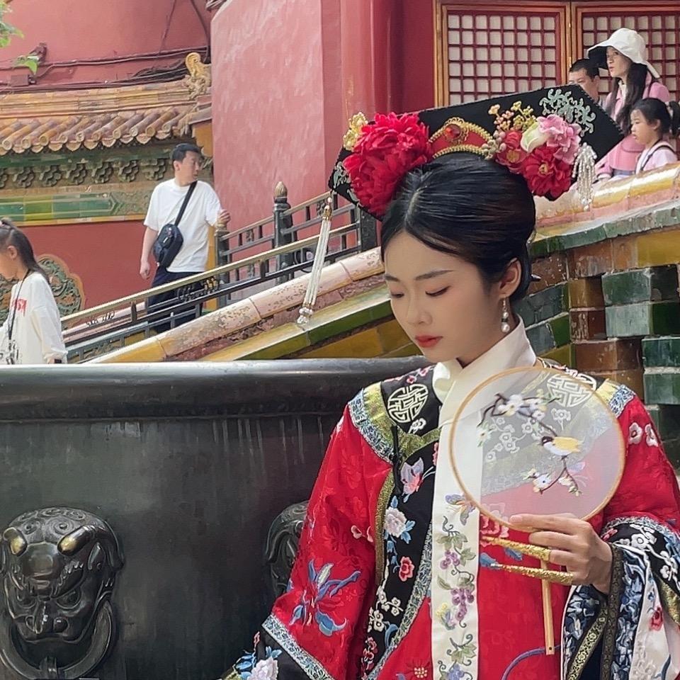 彩霞微笑