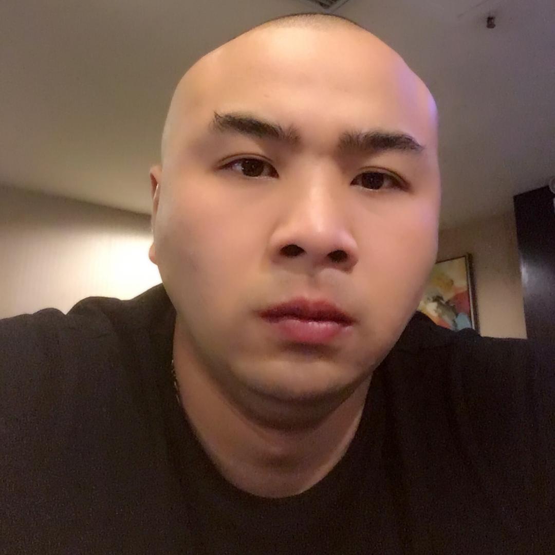 何震宇