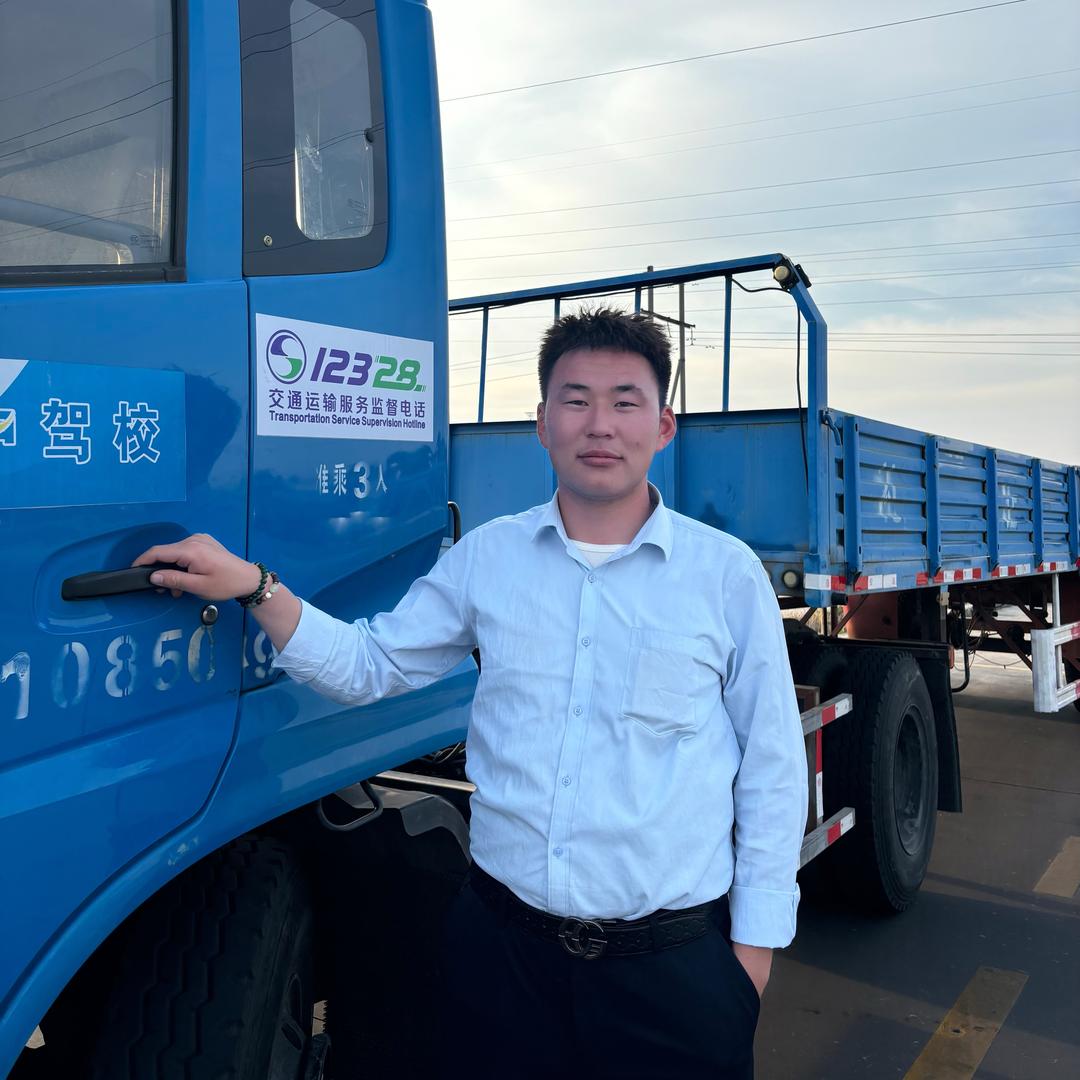 电中驾校阿合教练