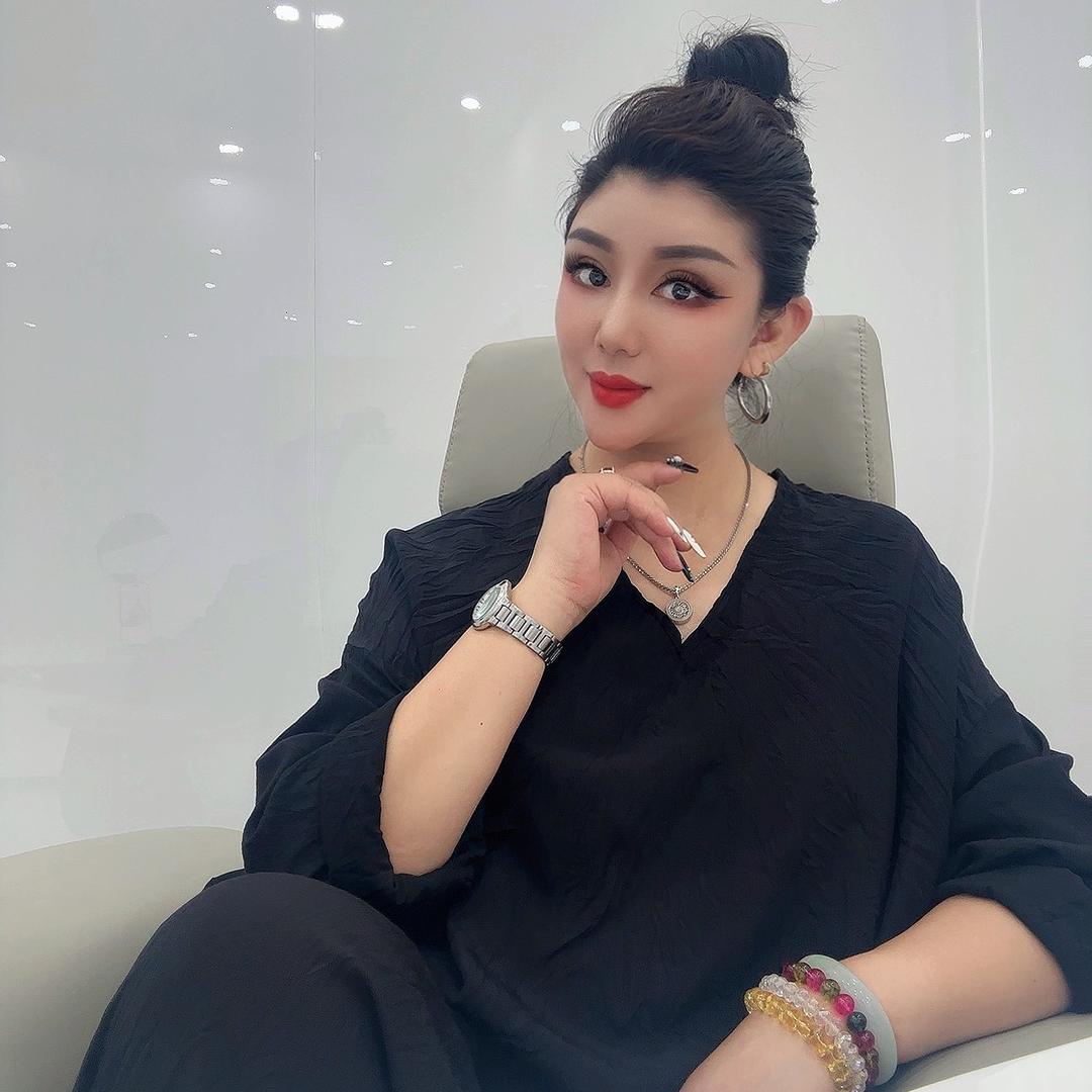 杨芳美学设计老师