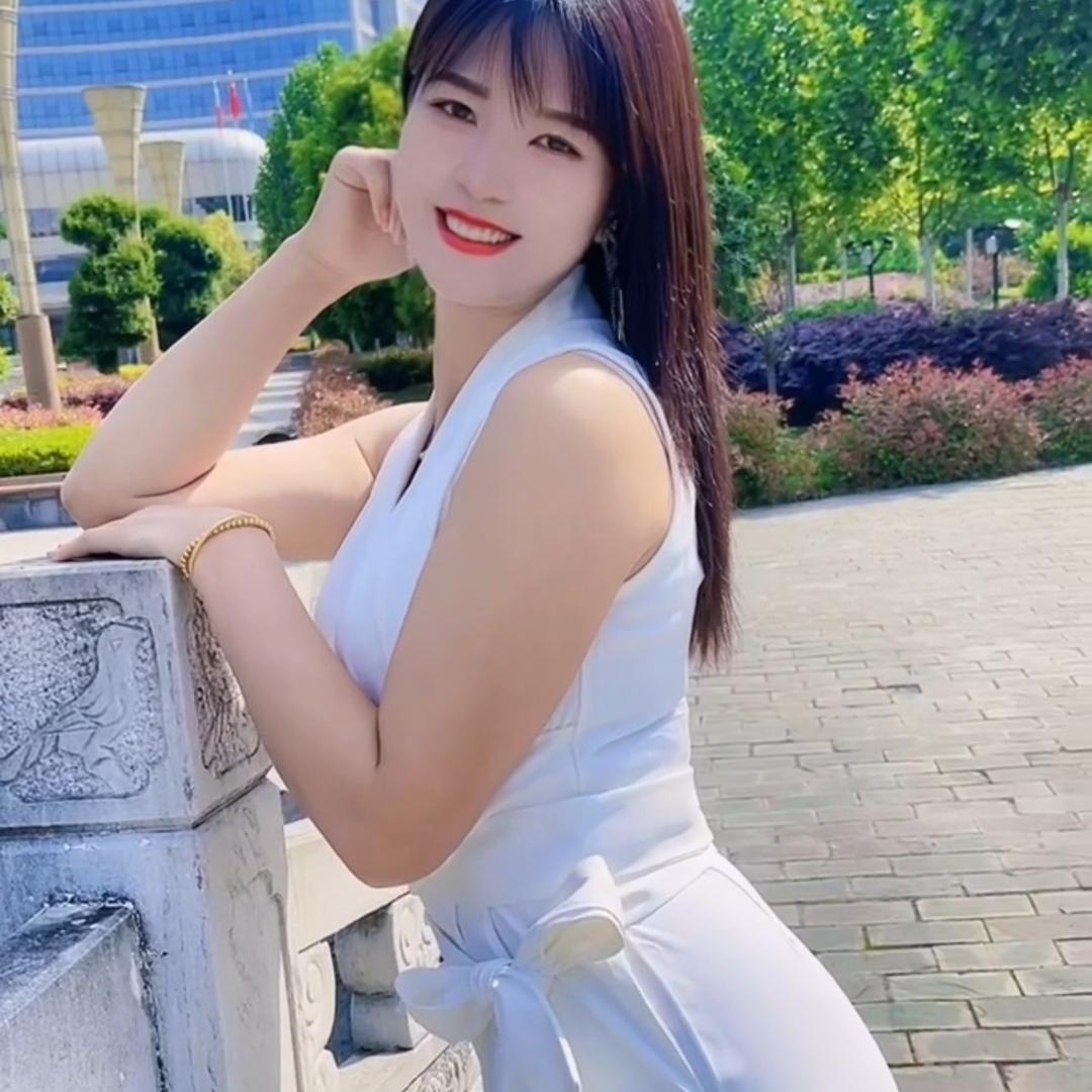 婷小姐