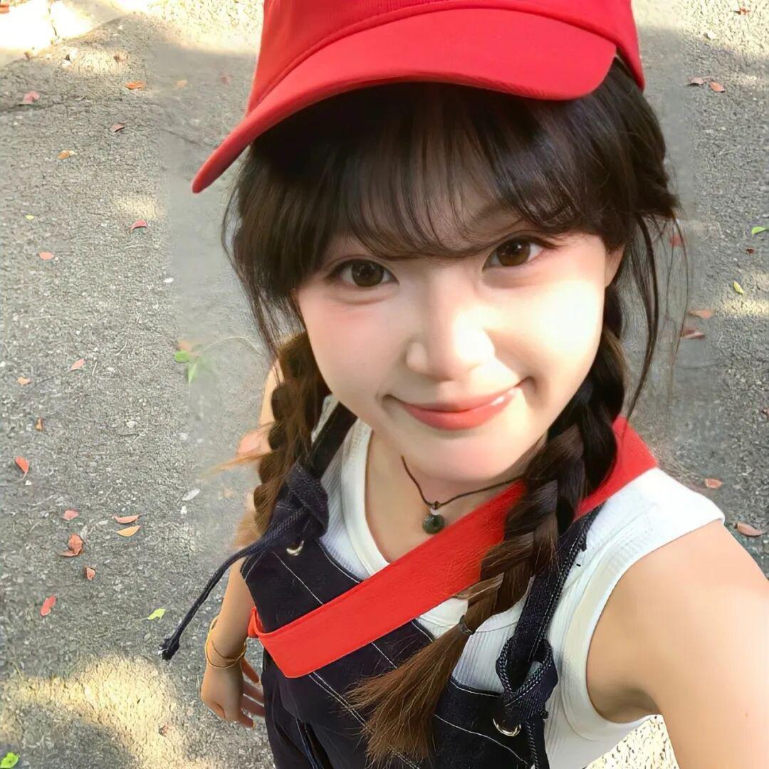 兮兮不嘻嘻૮₍◜ෆ◝.₎ა