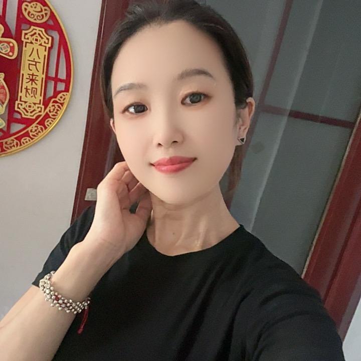 七乐穿搭