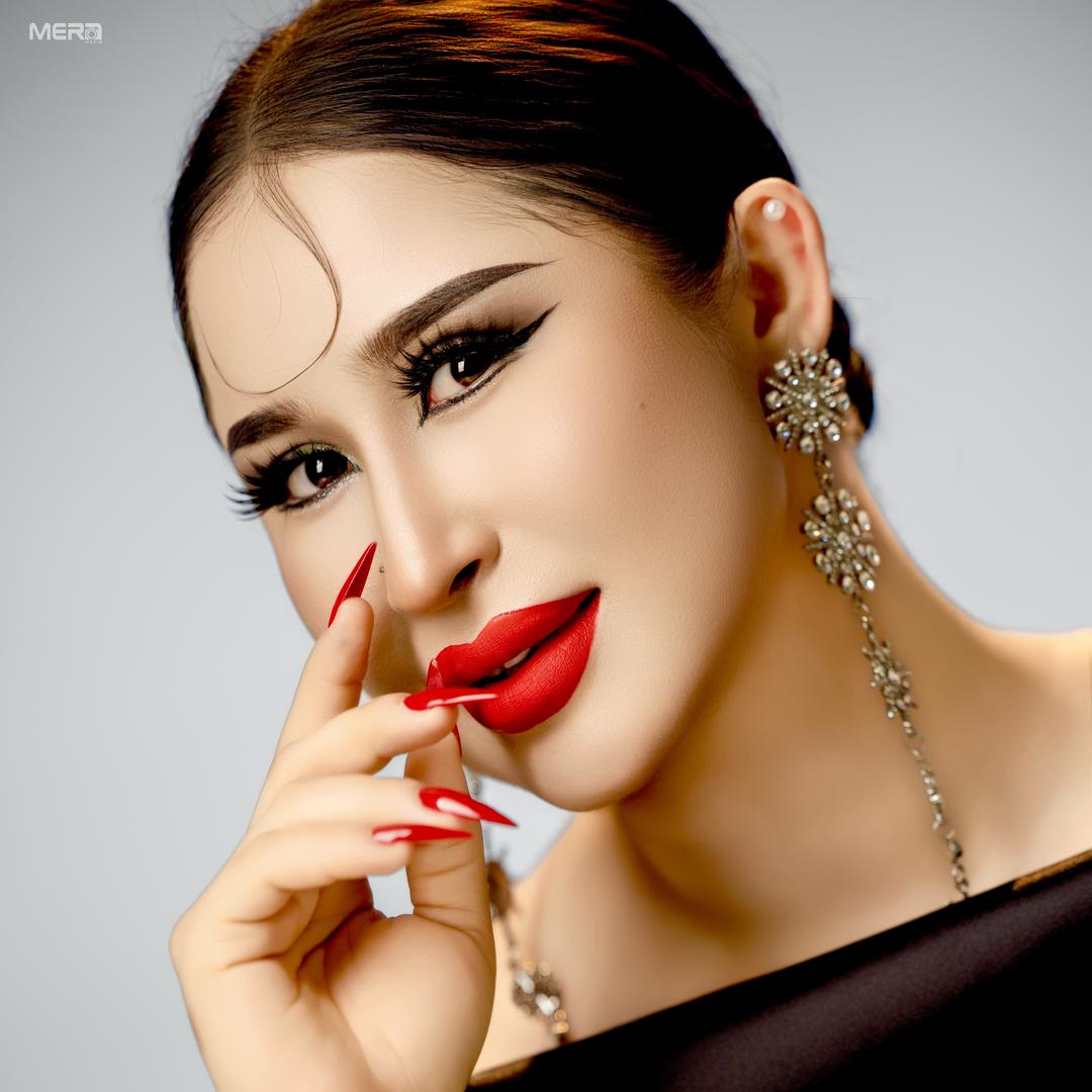 歌手-NURIMAN GUL🎤🎤