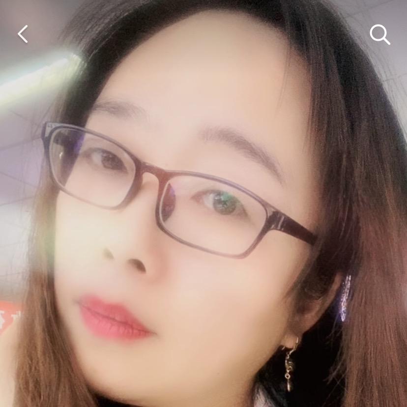 卖电子产品的吕姐