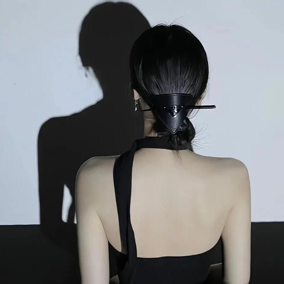 丽致婚纱～希希