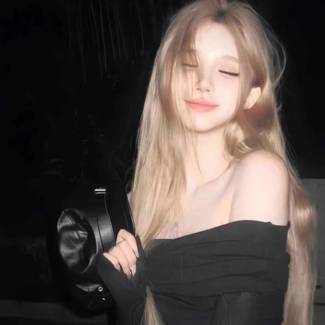 露宝儿 🎀