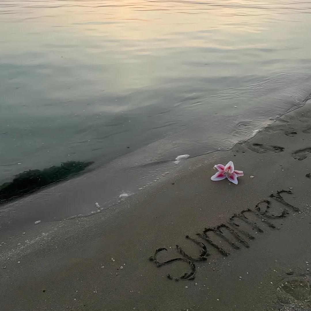 @_8
