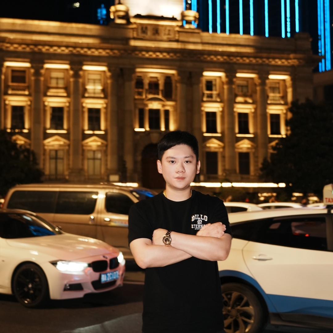 鼠霸科技(胶己人的租机平台)