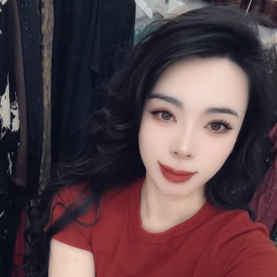 依琳大码女装工厂店