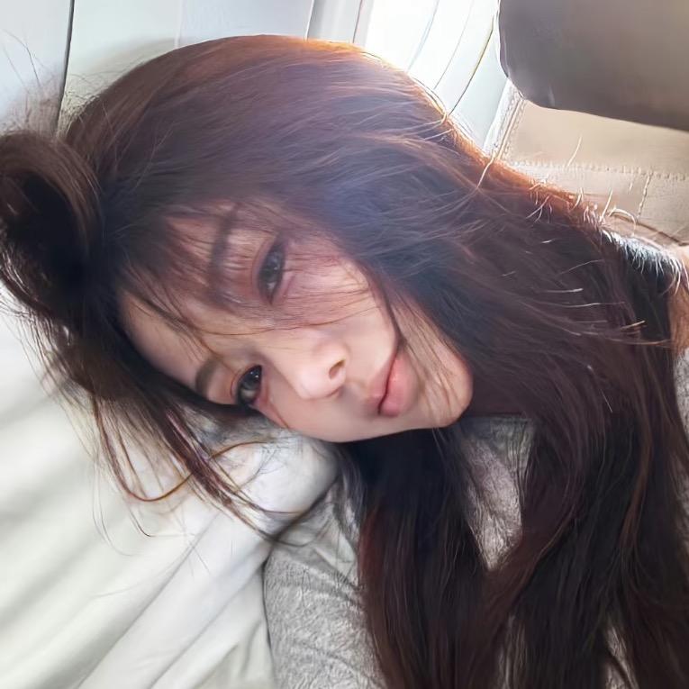孙依奈-