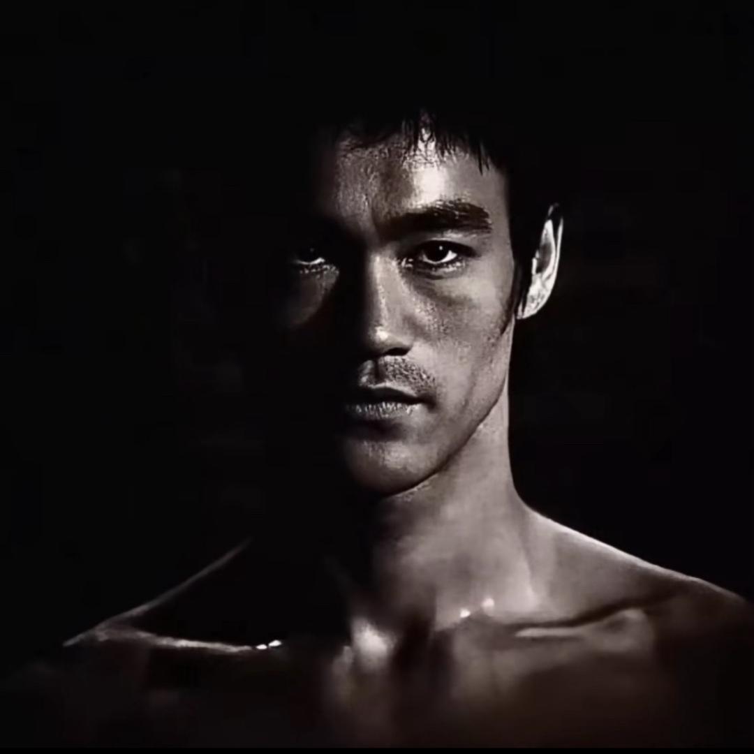 “李大双知道吧.我家小区门口保安”