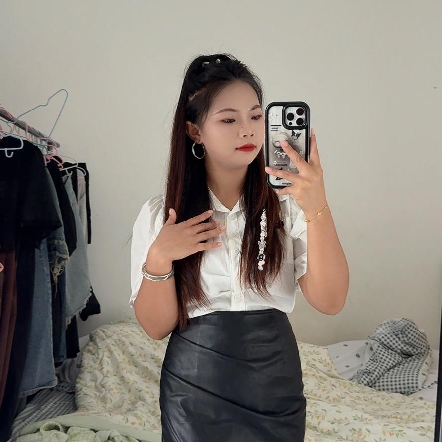 @贵州的小阿琴（连赞拉黑）