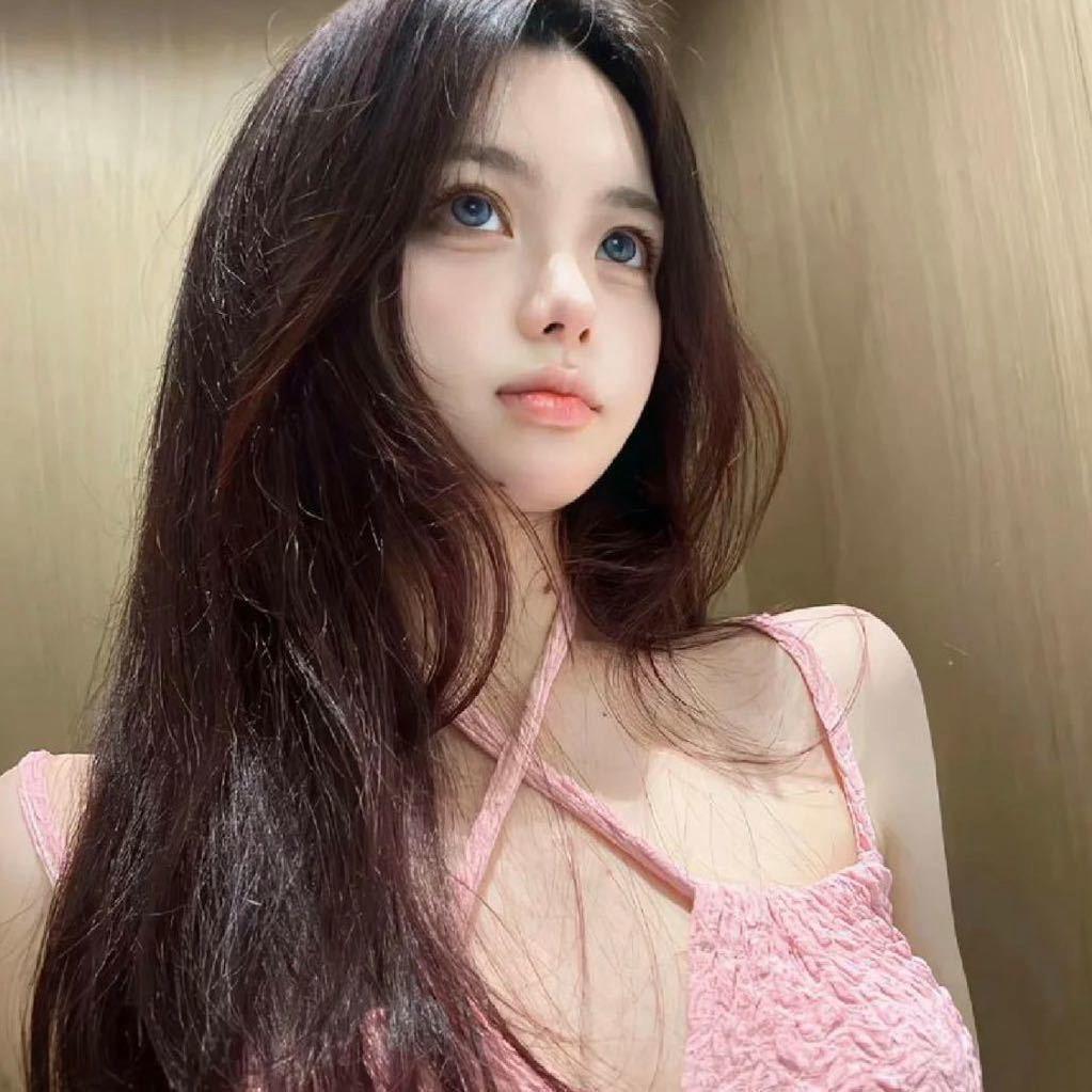 欣.
