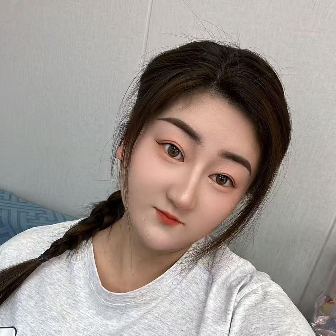 随性阿彤i
