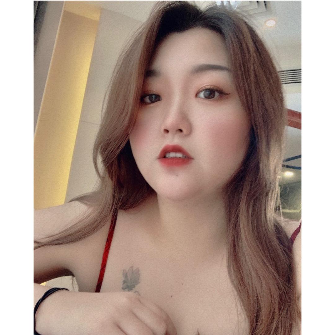 大瓜在努力(大码女装批发）