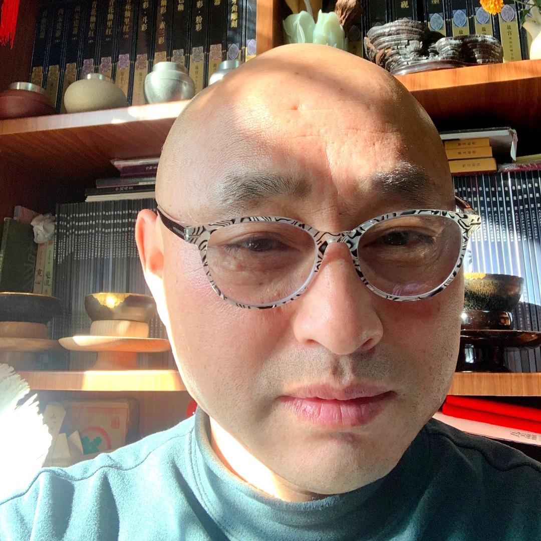 歪嘴光头