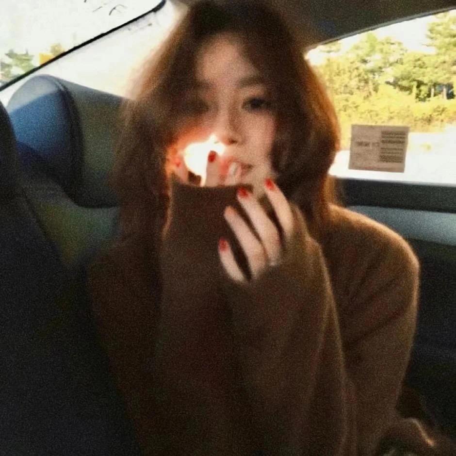郁郁金鱼