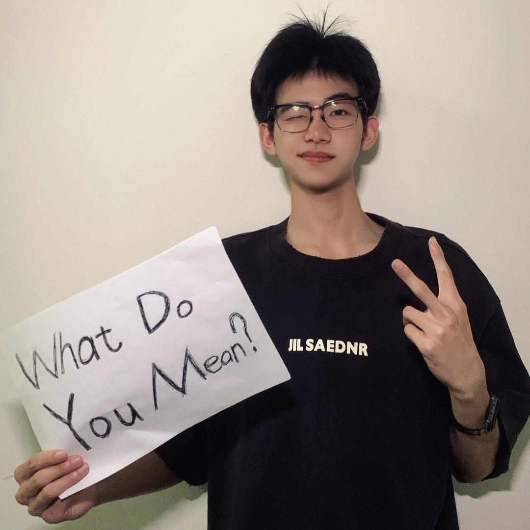 小小萧