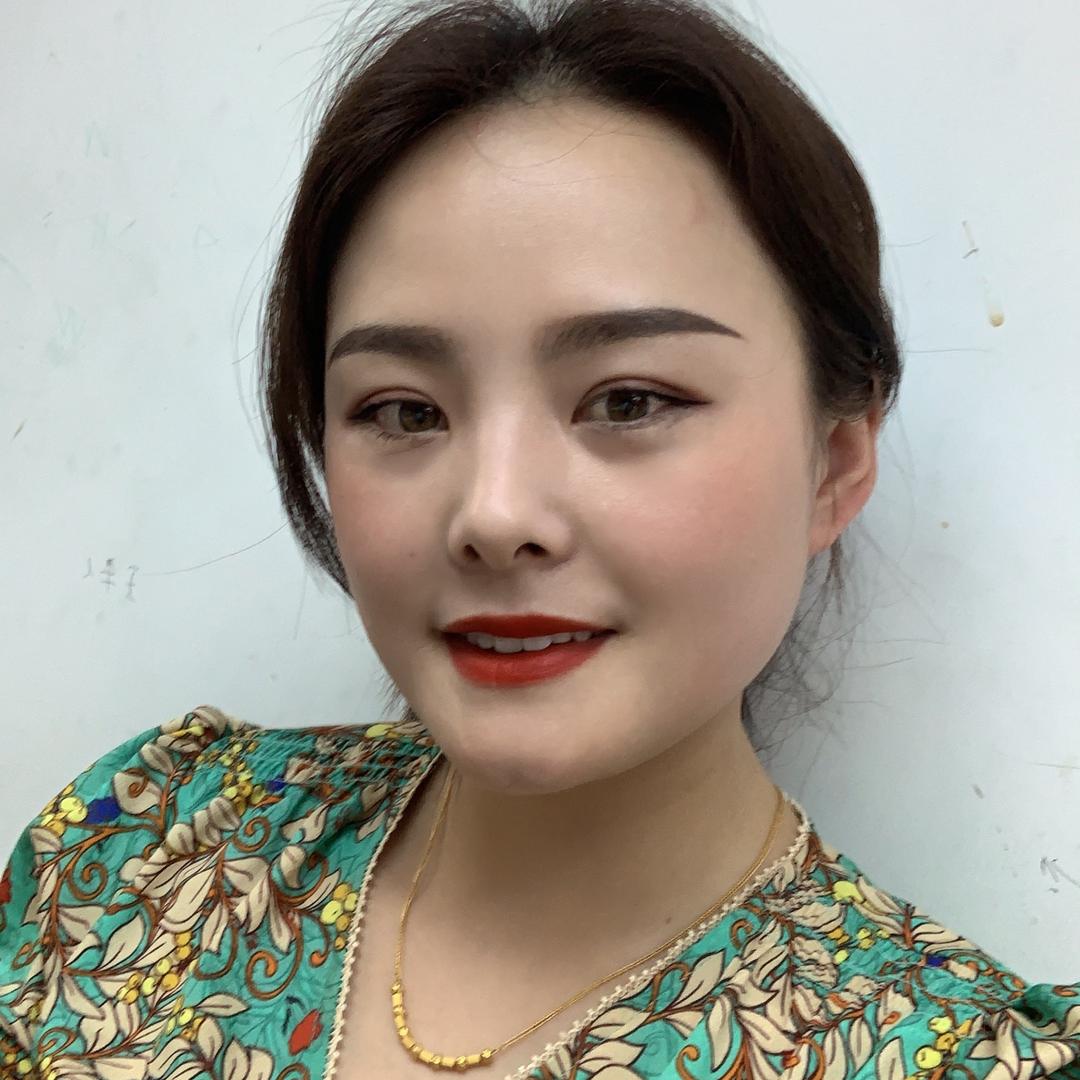 李悦服饰（姵欧Peiou女装）