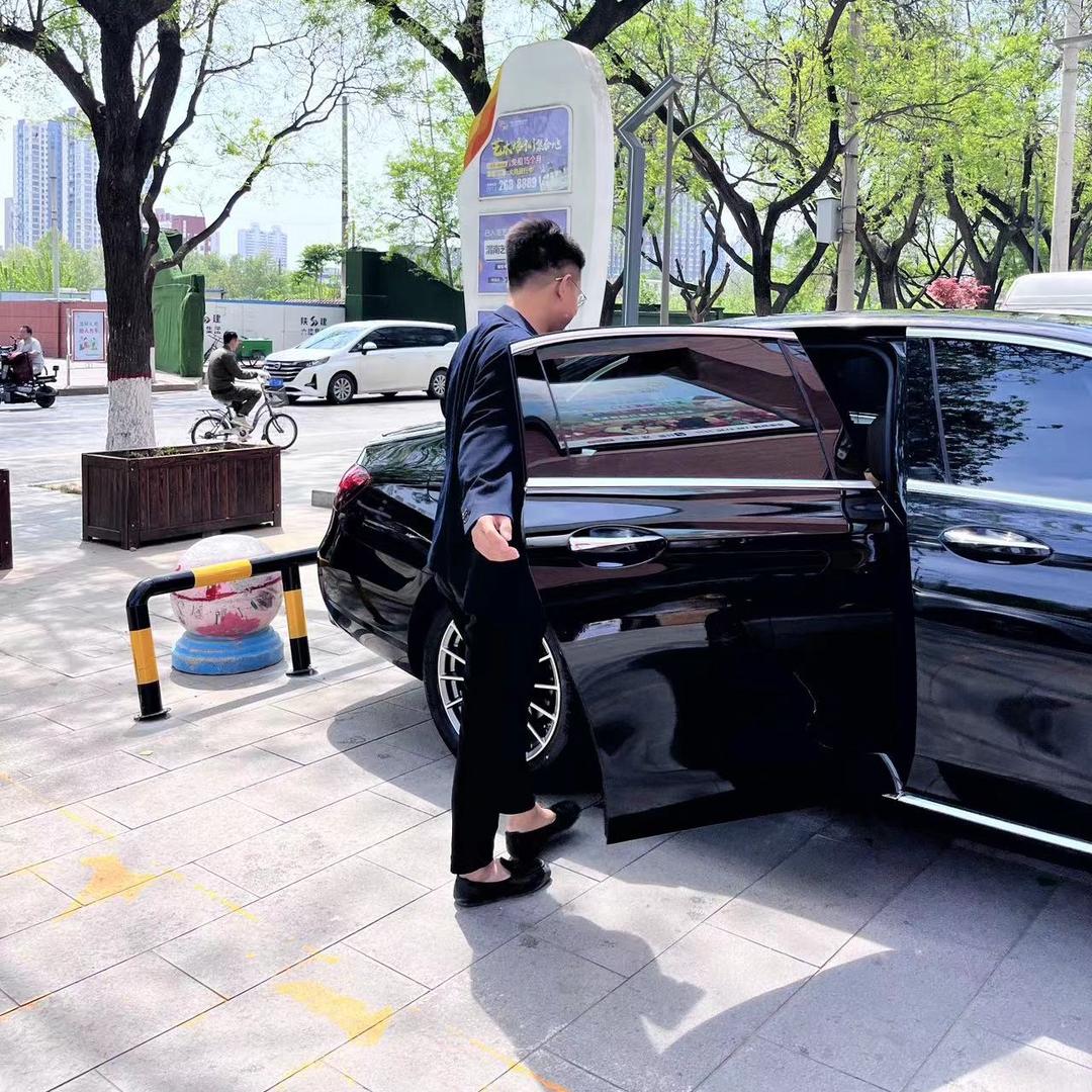 挣亿个W【宸辉云筑装饰】
