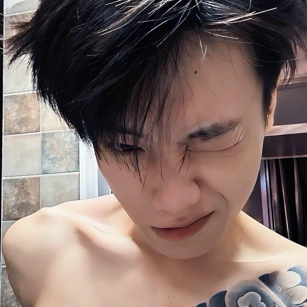 小院        （济源浩仔二手轮胎）