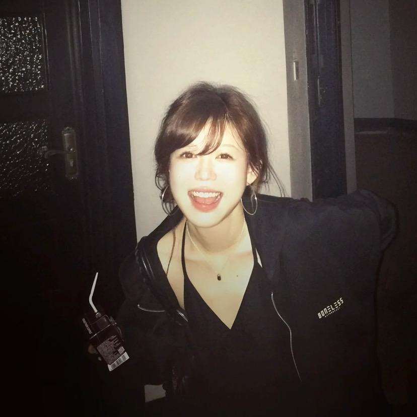 杰瑞爱吃酸菜鱼🍔ྀི