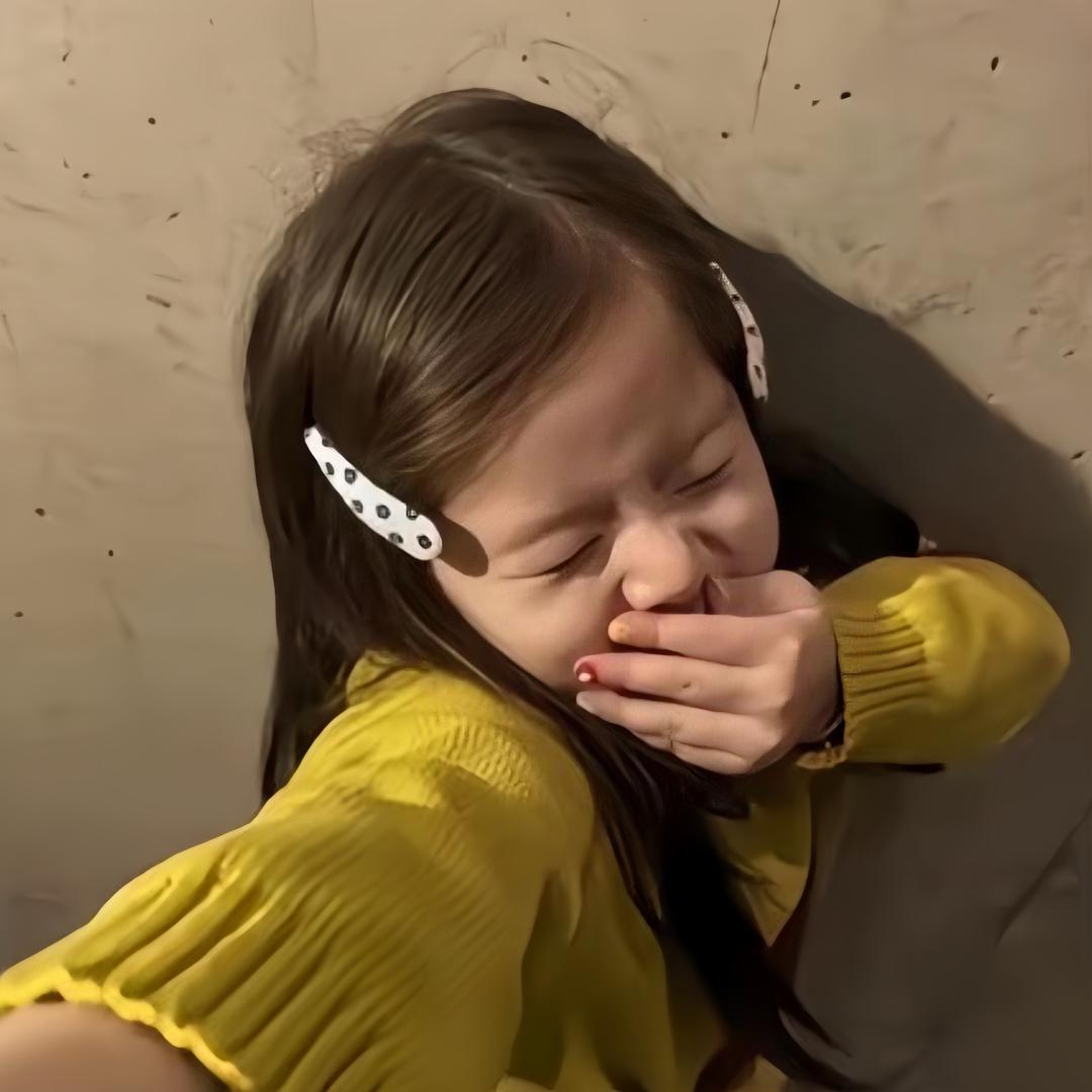 美女也会ᵉᵐᵒ头像