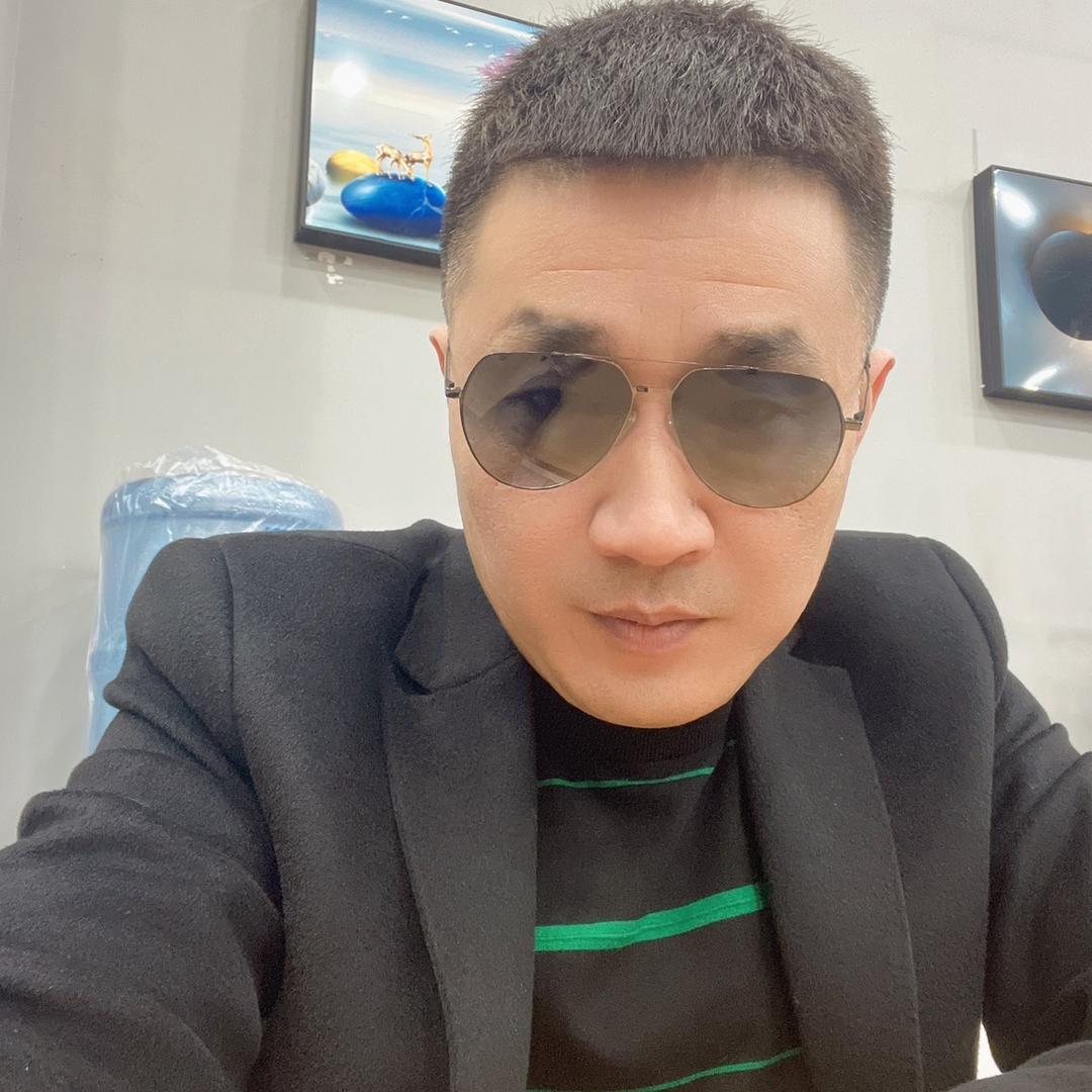 海宁'大咖皮草，华斯国际裘皮城