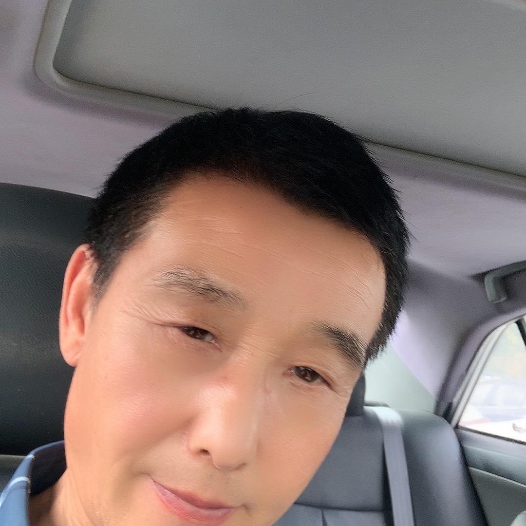 余彬