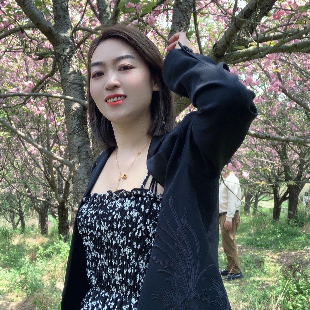 菲菲服装定制