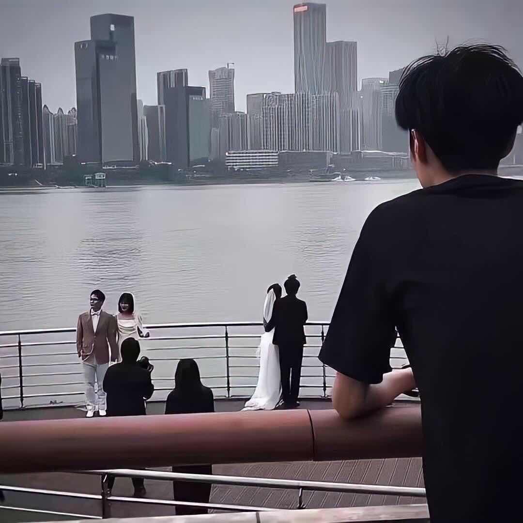 违心。