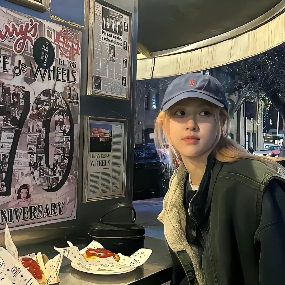 是事市世试适示氏