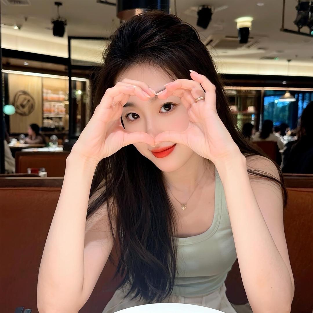 《麦上》精品女装