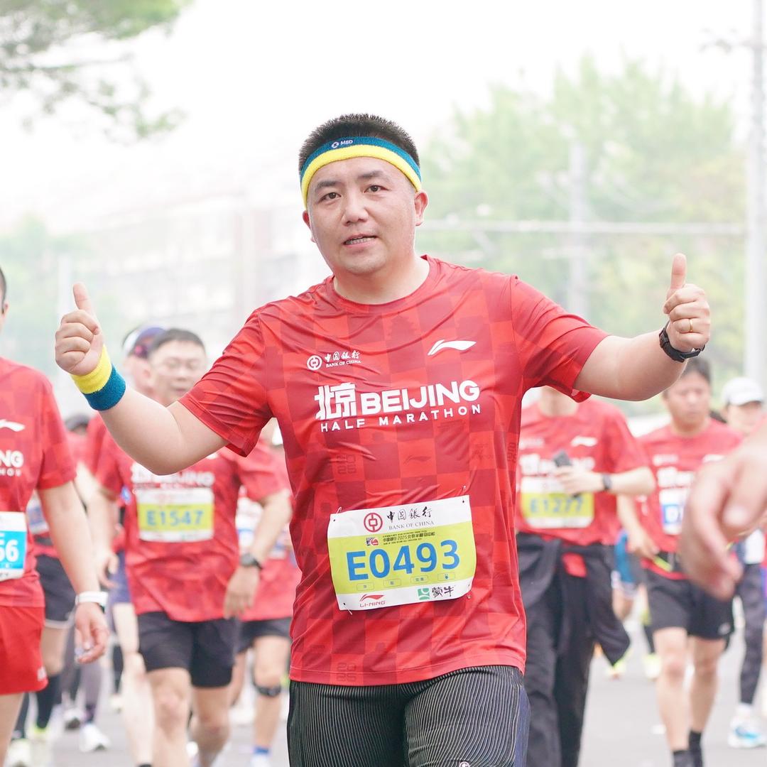 小八跑啊跑🏃🏻‍♂️