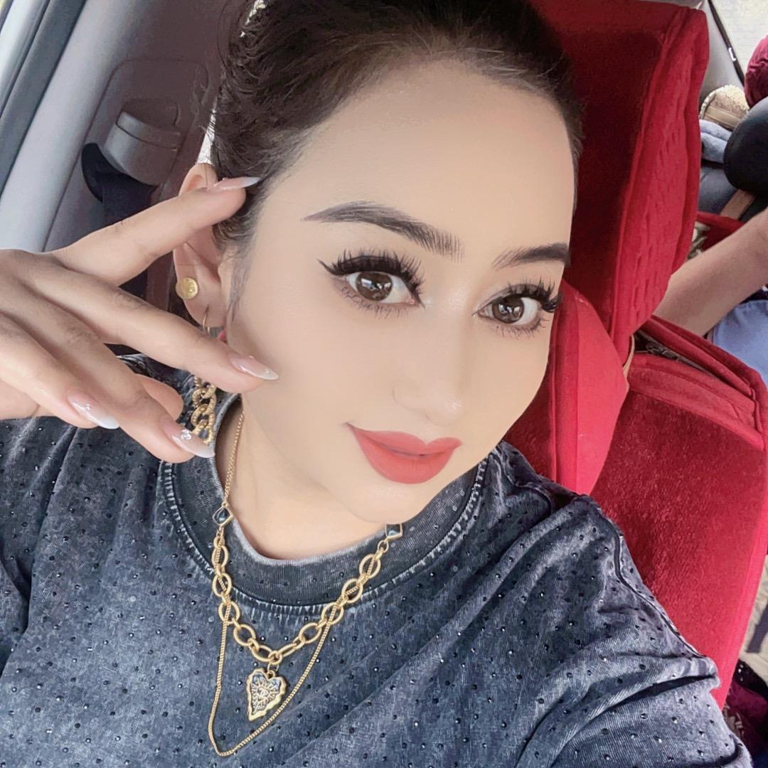 美女汗