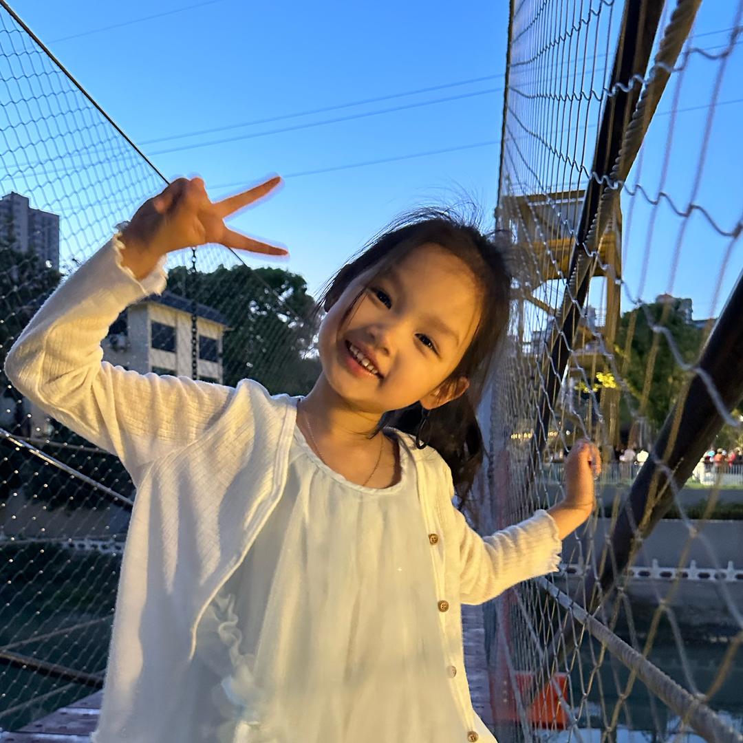 荣怀口口香炒饭混沌水饺炒豆皮