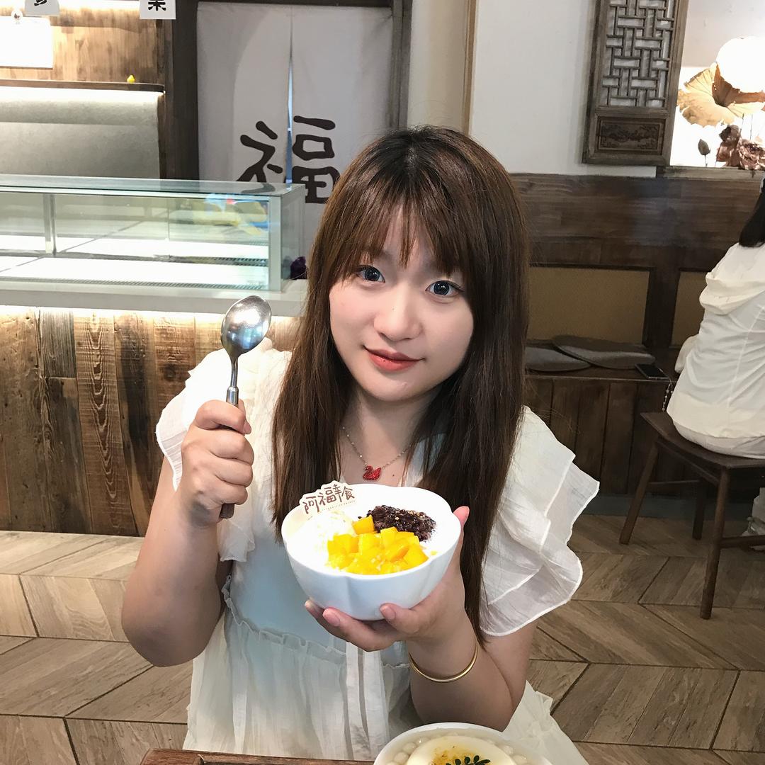 小李有点饿