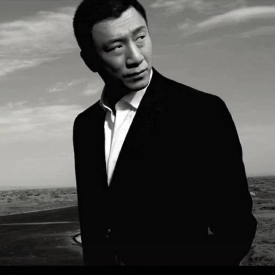 杨不一样（汽车经纪人）