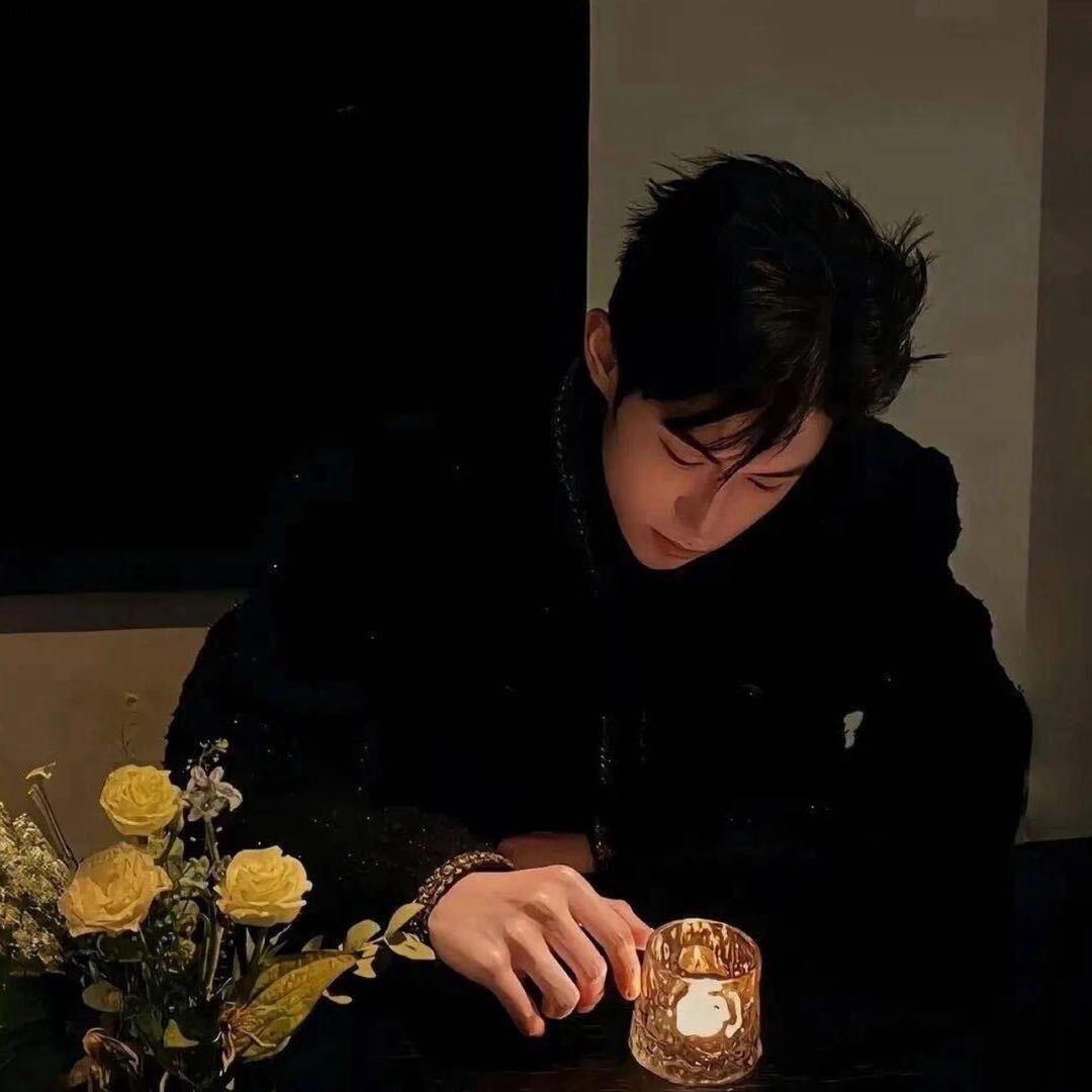 ￴￴ ￴￴    ￴￴