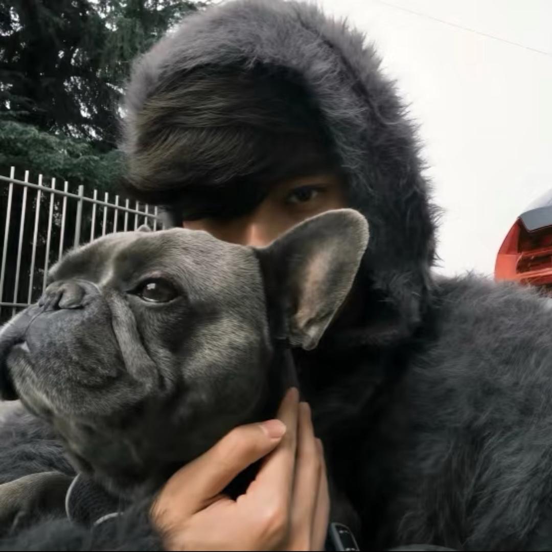 捡到了一顶帽子