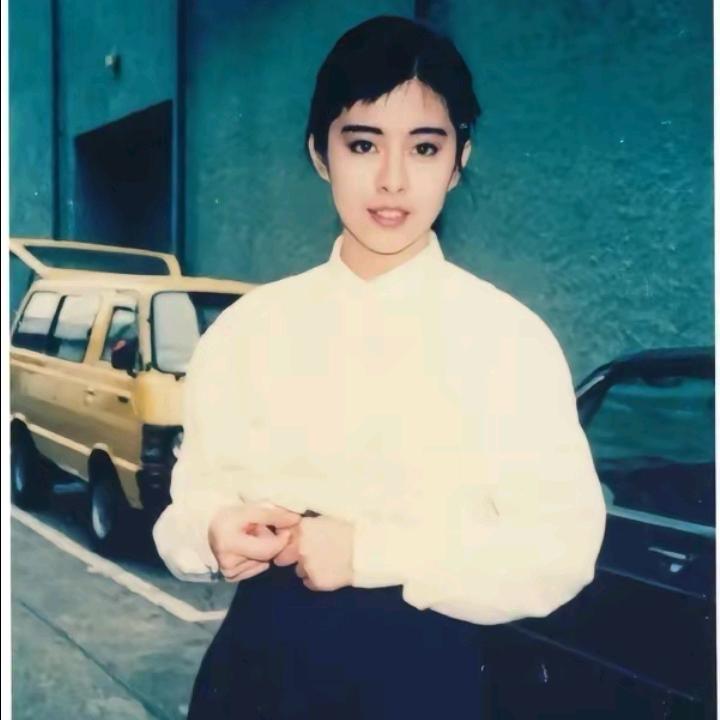藤原叶湘伦