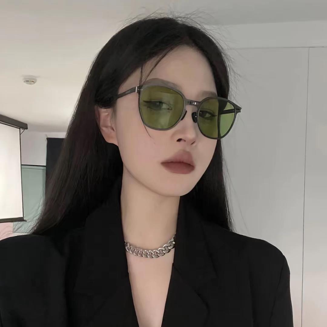 乐意李💕