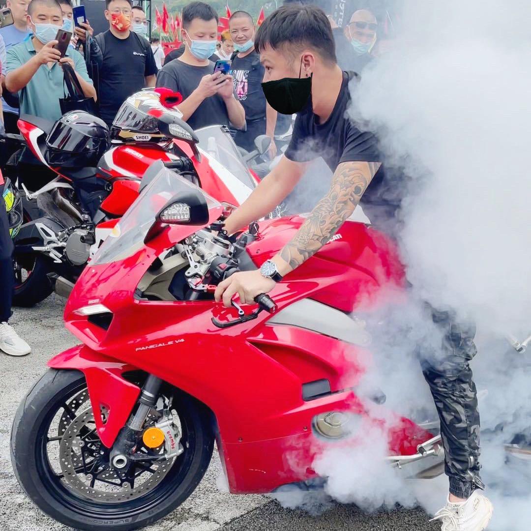 @毛毛收（押）车