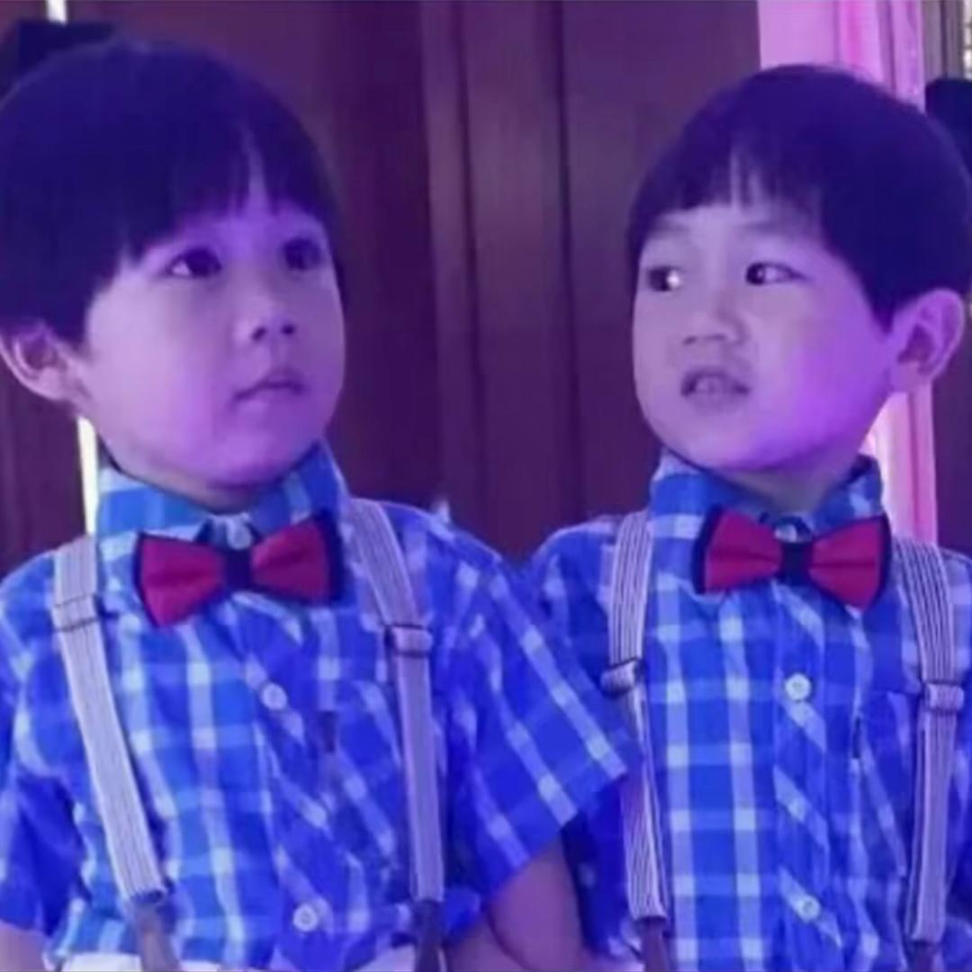 双胞胎👬